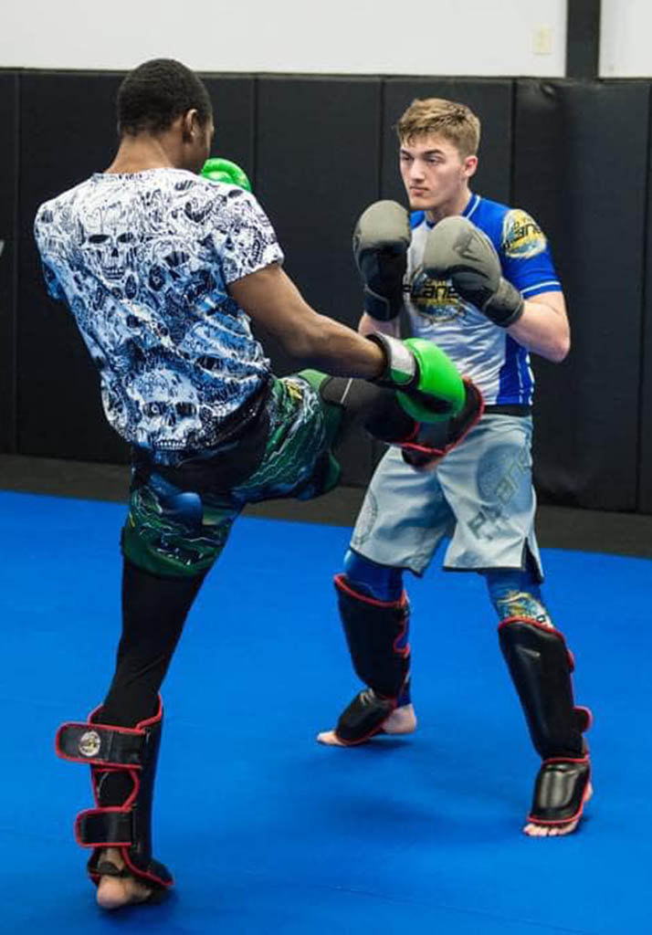 Muay Thai training at 10th Planet Beaumont