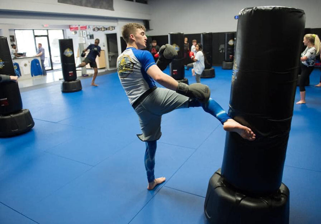 Kickboxing and striking practice at 10th Planet Beaumont