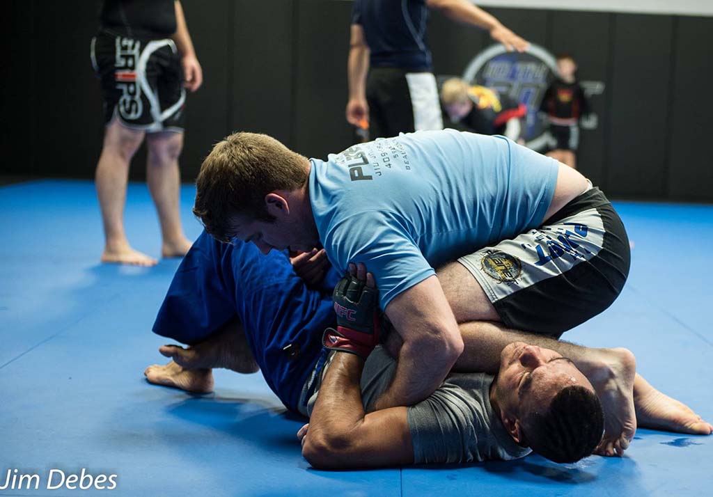 MMA training and self-defense techniques at 10th Planet Beaumont
