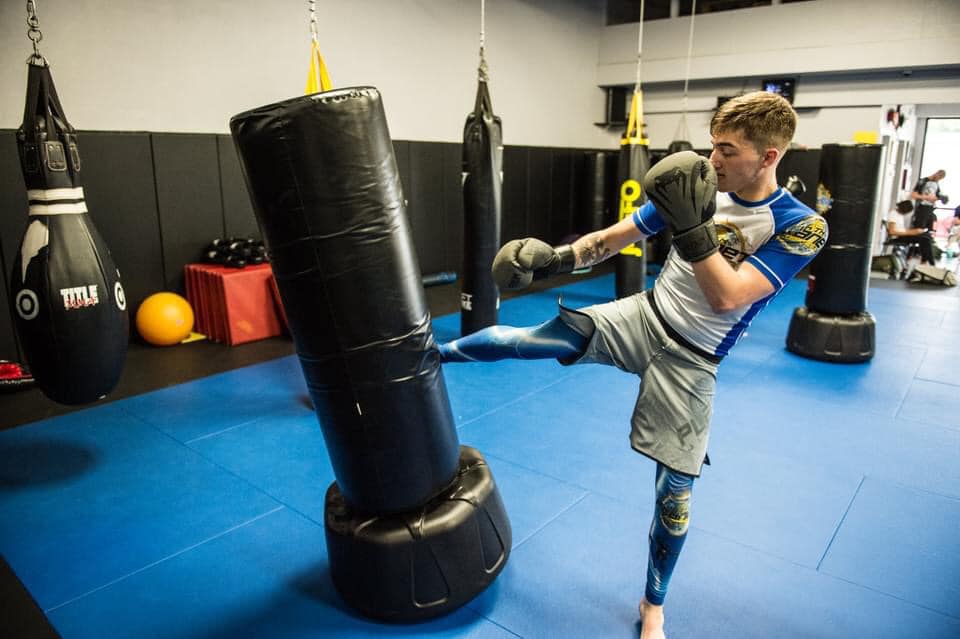 Muay Thai and kickboxing training at 10th Planet Beaumont